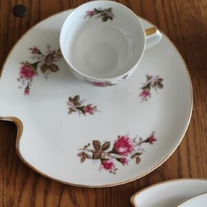 White Porcelain Tea Cup and Saucer Set with Pink Rose Pattern and Gold Trim